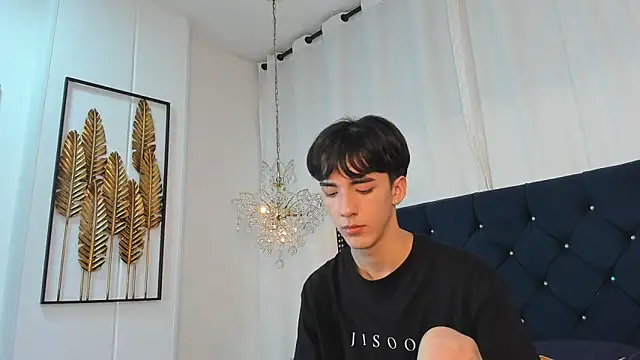 aerumchae (M twink) - put on my hush