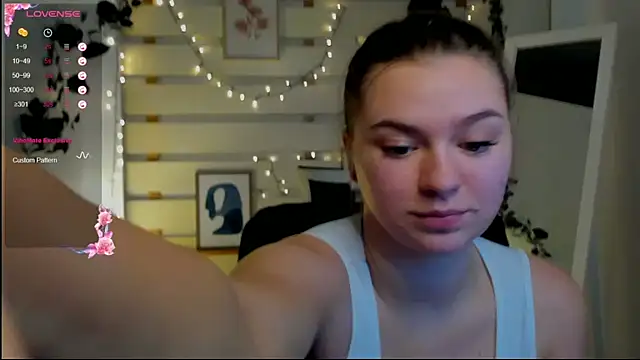 Josephine_Kiss webcam