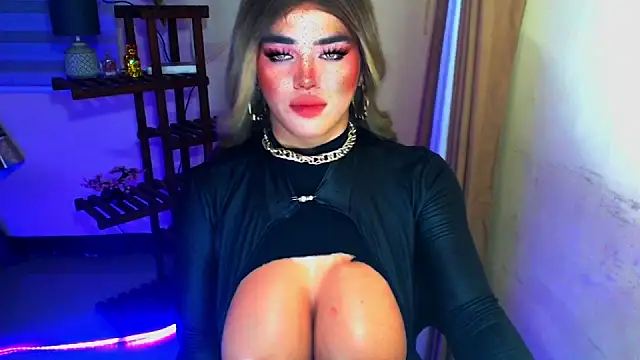 GoddessOFHUGEx webcam