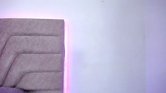 Jessica_Kraftt webcam