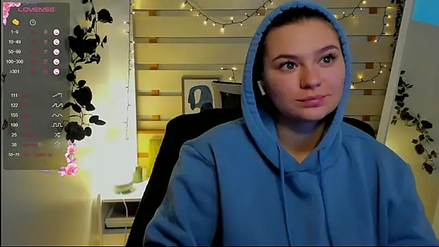 Josephine_Kiss webcam