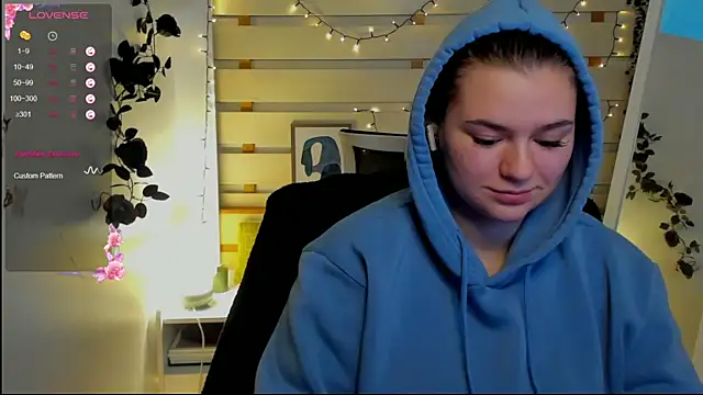 Josephine_Kiss webcam