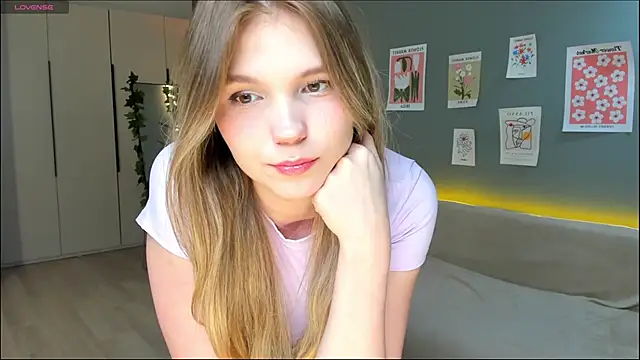 linakorvin - Linakorvin's free webcam - UK Sex Cams