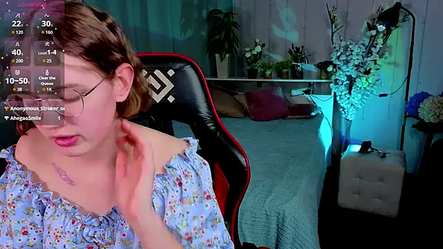 mia_mooore - Mia_Mooore's free webcam - UK Sex Cams