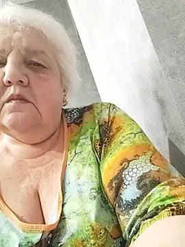 HapinessLovee webcam