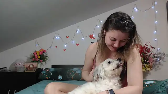 SweetMaddy888 webcam