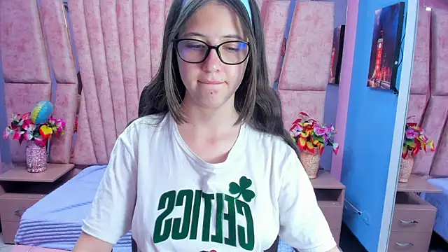 sarah_sweett_ webcam