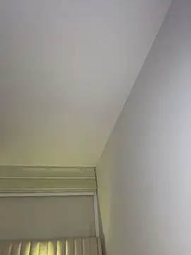 ArianaReynoldss webcam