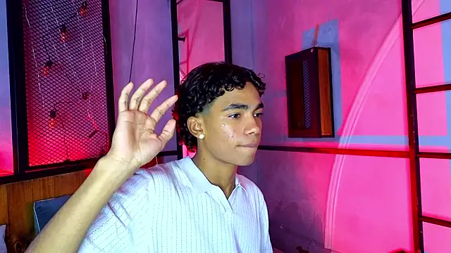 alancutee (Ask my age) - erotic dance