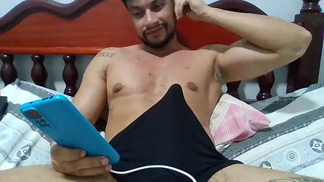 moreno_dotado22 (M young) - cum dick / gozar gostoso
