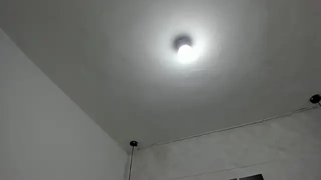 dakota_roussee webcam