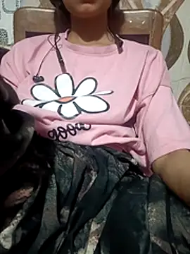 Webcam Model (Eva_890)  is live.Free join now!