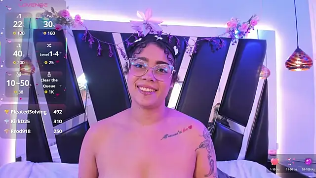 antonelllepiercee - Antonelllepiercee's free webcam