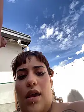 name_less_lulu webcam