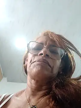 BustyMilf_ webcam