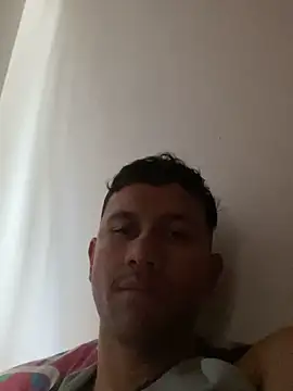 Michaell_Spinelly webcam