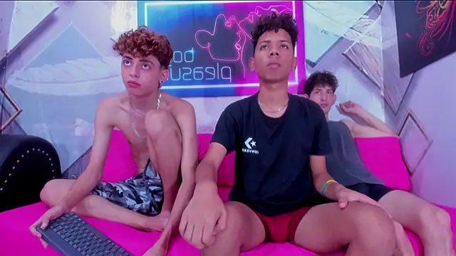 spicy_guys (Ask my age) - 3 naked boys