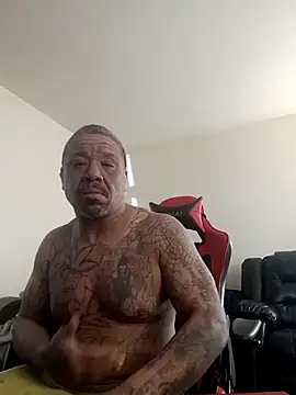 yellowwetfox - Yellowwetfox's free webcam - UK Sex Cams