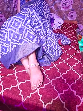 Webcam Model (XBHUUME)  is live.Free join now!