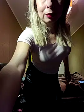 SelinaLovqx webcam
