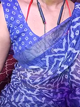 Webcam Model (XBHUUME)  is live.Free join now!