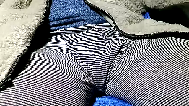 kalinixta (M grandpa) - #cam2cam #cheap-privates #colorful #ejaculation #german #grandpas #handjob #masturbation #medium #office #sex-toys #small-audience #straight #trimmed #white