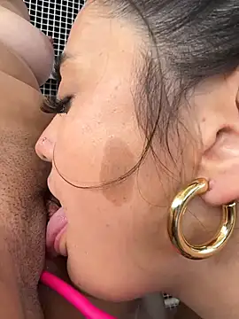 Antonella_Julieta webcam