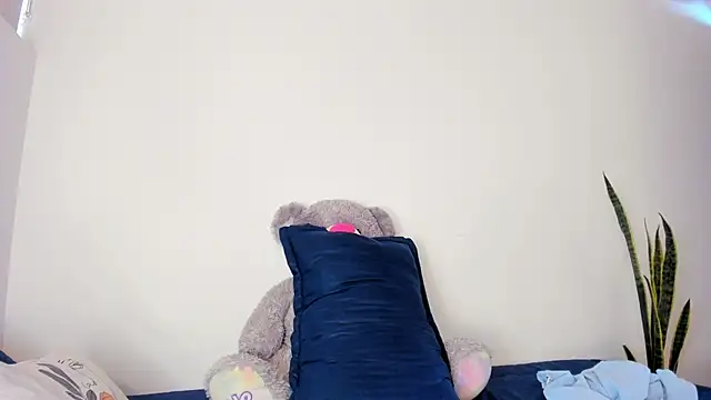 iriss_25 - Iriss_25's free webcam - UK Sex Cams