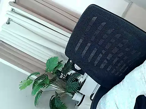 Miss_Cataluna69 webcam