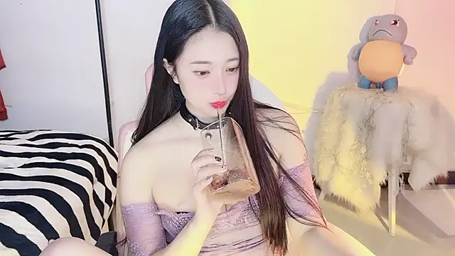 美女_Mo-Mo_在线直播