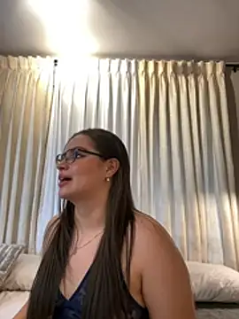 Tayler_Kim webcam