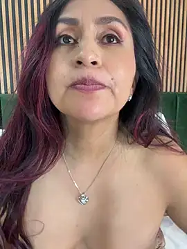 monicamoret - MonicaMoret's free webcam - UK Sex Cams