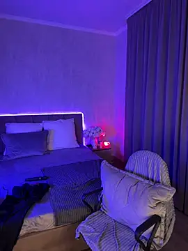 bigJuicyPussy webcam