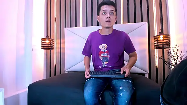 James_And_Kenet webcam