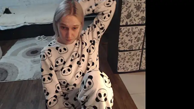 Your_guilty_pleasure1 webcam