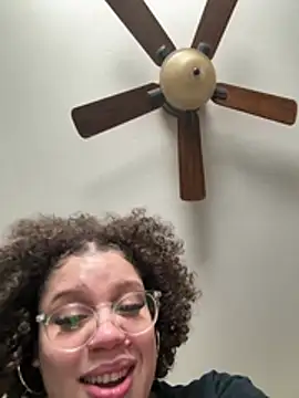 QueenNuttCollector webcam