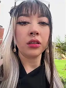 VictoriaGerard_Pink webcam