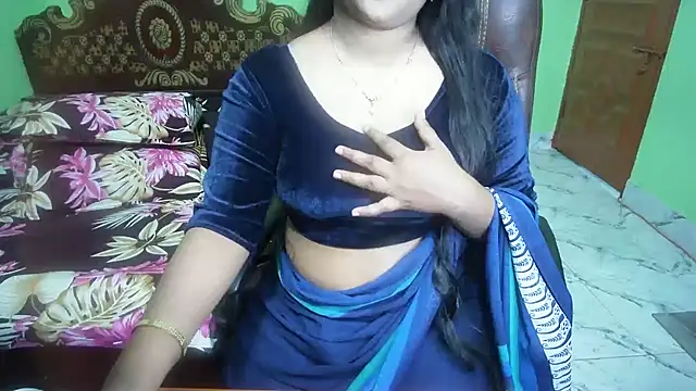 BengaliQueenStar webcam