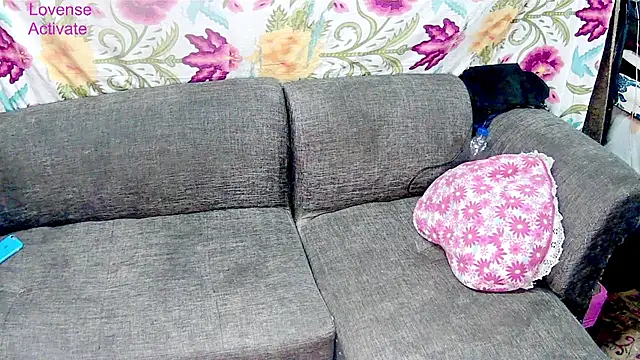 Bonnie_and_wizkhal webcam