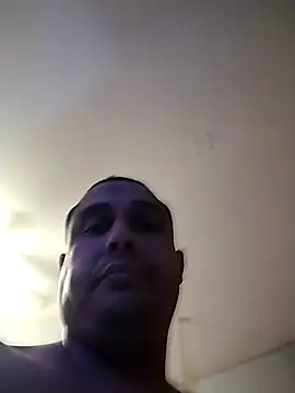 thickcocklatino webcam