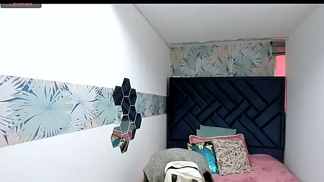 Valery_More__ webcam