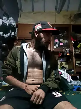 hairy_mannn webcam