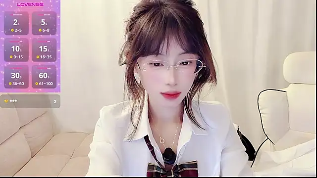 美女yuanbao_a在线直播