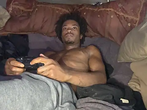 SlimeCrownzOut5 webcam