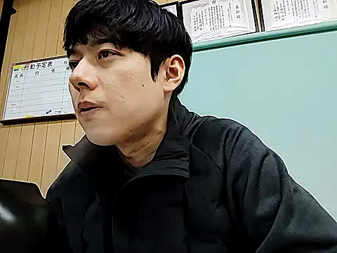 whitebriefboy webcam