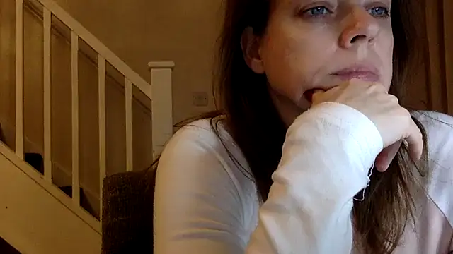 ElizabethArden42- webcam