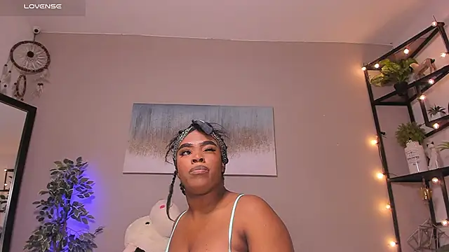 pechbri (F young) - NAKED FULL IF U WANT