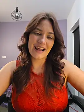 Webcam Model (MiaRides19)  is live.Free join now!