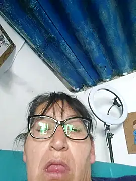 clarita_01 - Clarita_01's free webcam - UK Sex Cams