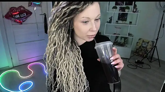 HoneySallyMoore webcam